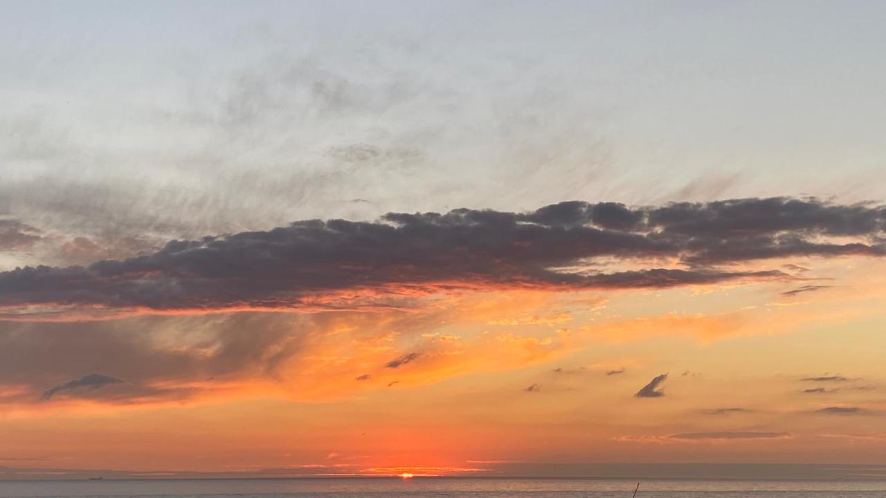 Rock'S Beach Spot Front Costa da Caparica Exterior foto